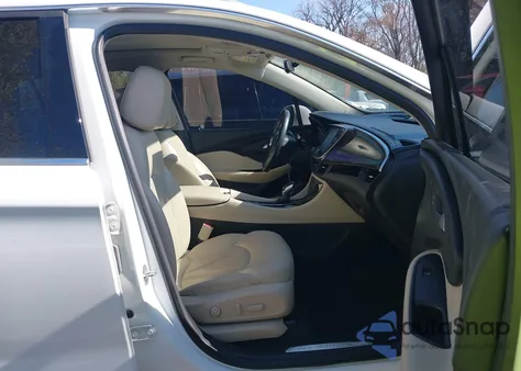 2020 Buick Envision Awd Essence from USA, damaged, VIN LRBFX2SA2LD110955